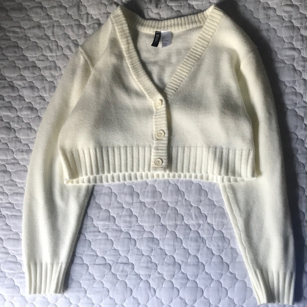 H&M button front cropped cardigan